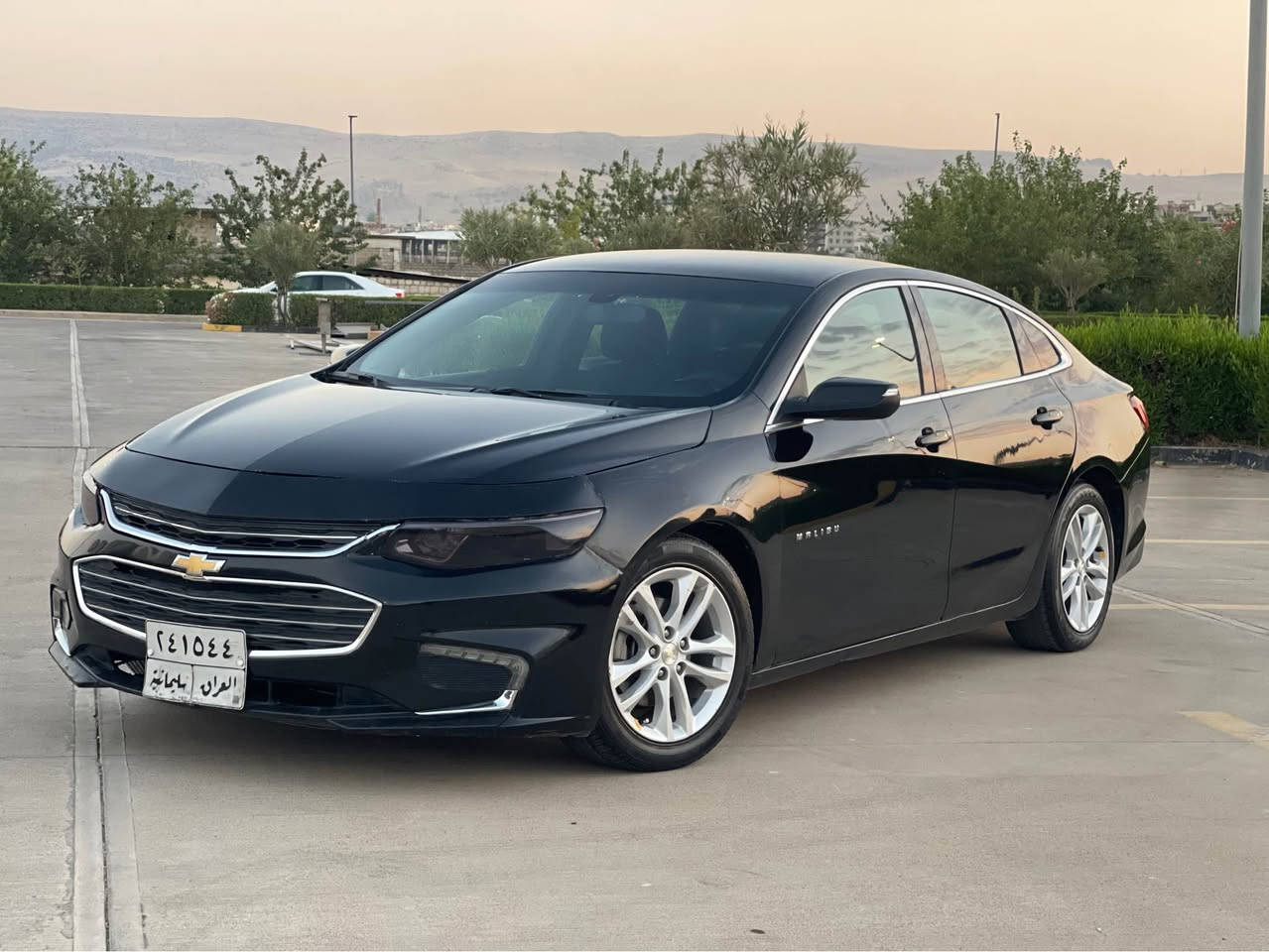 Malibu LT 2016

سعری ٧٧ گەڵاو معامەلە 
مواسەفات
بەسمە 
چوار درگا بەسمە 
شاشە 
کامێرا 
سوکان ڤۆلیۆم 
تەحدید سورعە 
کوشن کارەبا 
ئاوێنە ئیشارەت
دەبڵ گێر

بەشەرتی گێڕوو مەکینە
تەبرید بەشەرت 

سەیارەکە ٤ پارچەو پەڵەیەکی بۆیاخە
 
سەیارەکە لە سلێمانیە 

ژمارەی موبایل *********** السليمانية, العراق
