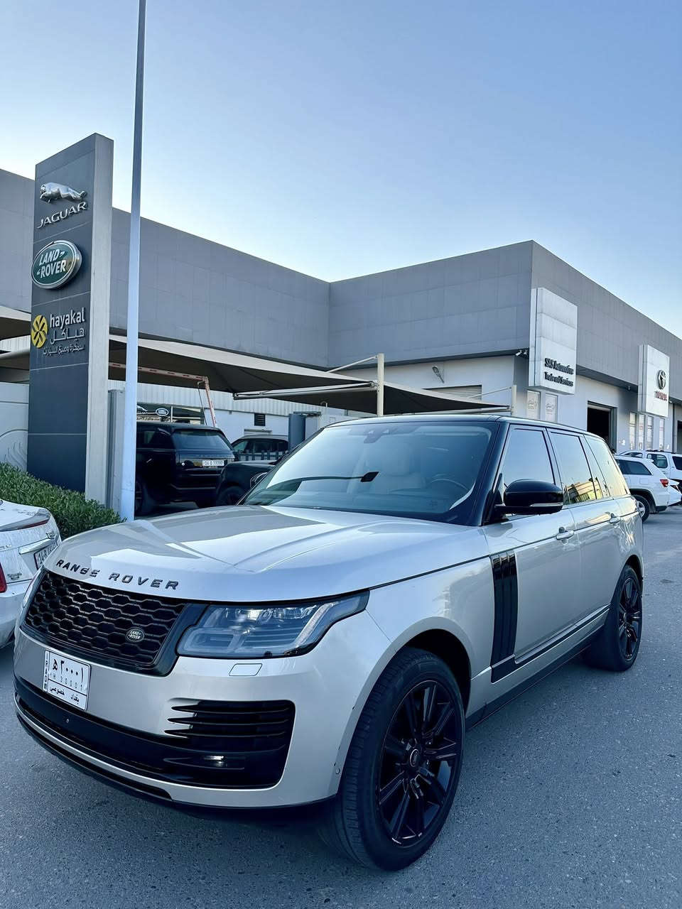 رنج روڤر ڤوك HSE
‏‎الموديل ـ 2020

محرك 8v سوبر جارج

‏‎عداد 68,000 

‏‎داخل لون عسلي 

‏‎كشنات متصل المرغوب

‏‎مواصفات كاملة 

‏‎قمارة شامواه + ‏‎بانوراما

‏‎دوسات + ابواب +صندوك + مرايات  شفط

‏‎رادار + كامرات 5 

‏‎شاشات عدد 3

‏‎وباقي مواصفات ل HSE 

‏‎صيانة وادامة كاملة بدون نواقص

للتواصل :***********
