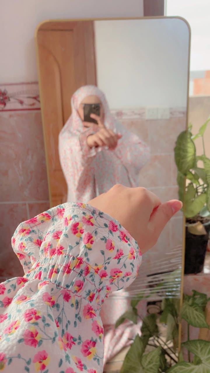 بۆمانگی رەمە زانی پیرۆز جوانترین جلی نویژی شەرعیمان بۆ هیناون بەجواترن رەنگ ومۆدیل  بەهەرزانترین نرخ  بە جوملەو موفرەد بەردەستە. گەیاندن هەیە  ١٥هەزاری پی مەیە لای ئیمە تەنها١٠هەزار   بە قوماشی کریشەی ئەسلی


**إذا كنت صاحب هذا الإعلان وتريد حذفه لأي سبب، رجاءا أرسل رسالة إلى الدعم الفني**