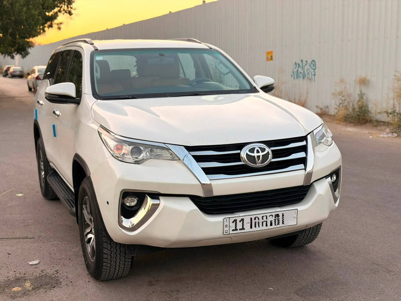 سلام عليكم البيع
فورچنر 2020 خليجي 
رقم بغداد تحويل مباشر 
ماشيه 80km
موصفات معروفه 
محرك V4 
بيه مكانين بارد 
سياره جاهزه 
باقي تفاصيل نتصال 
مكان سياره بغداد زيونه 
الاستفسار 
***********
***********
