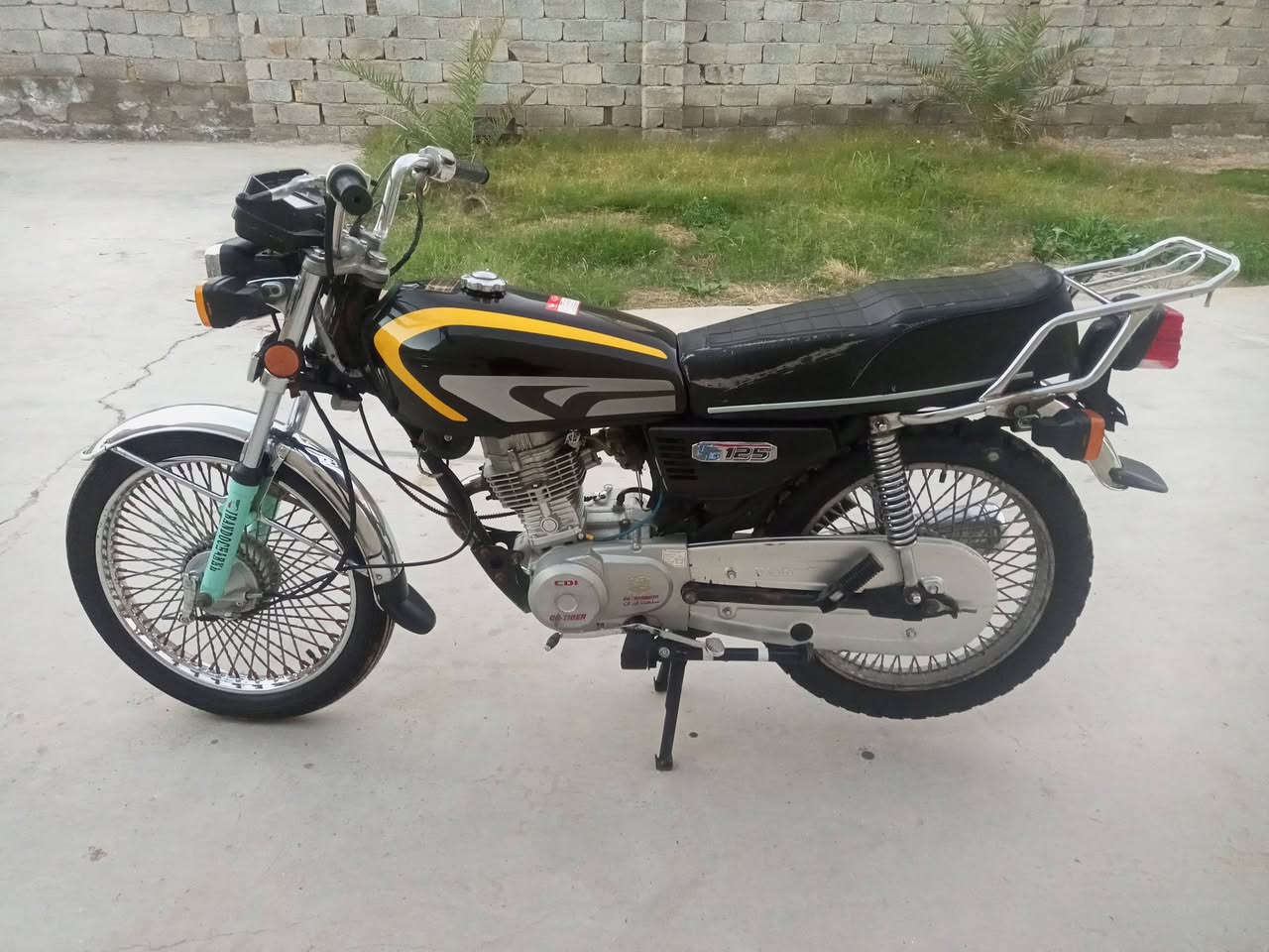 السلام عليكم دراجه للبيع موديل 18 معمره السعر 550 وبيها مجال قضاء الحي الكراده
 هذا رقمي👈***********
