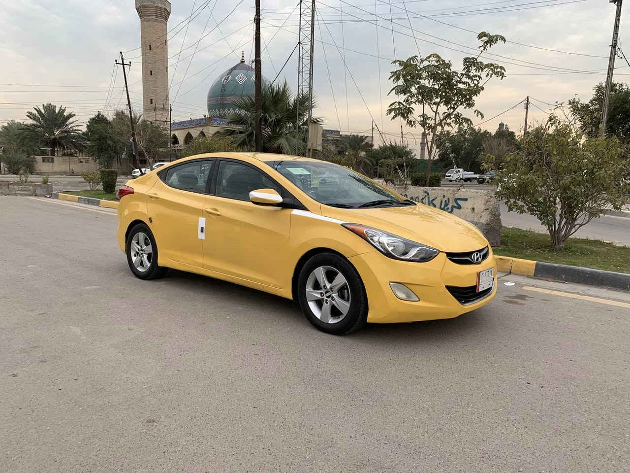 سلام عليكم مرخصه الادمن المحترم النترا موديل ٢٠١٣ حادثه الهلال الخلفي مال جاملغ بدون دواخل 
وباقي سياره كفاله 
بجم كبس 
كير مكينه تبريد مكفول 
مكينه ١٨٠٠ دوش 
سياره صبغه أولى 
صدر جديد 
تخم تاير جديد 
هيئه غرامات مصغره 
وسياره احلى من صور 
السعر ١٠٧ وبيها مجال قليل
عنواني بغداد البياع مدينه الذرى 
***********
