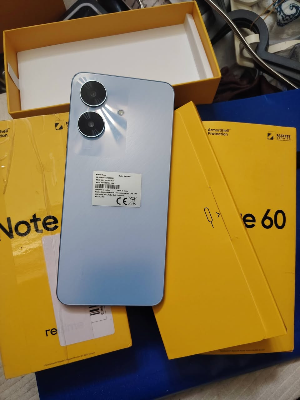 السلام عليكم جهاز نوت 60جديد كسر الكارتون سعر الجهاز 90قفل
***********
