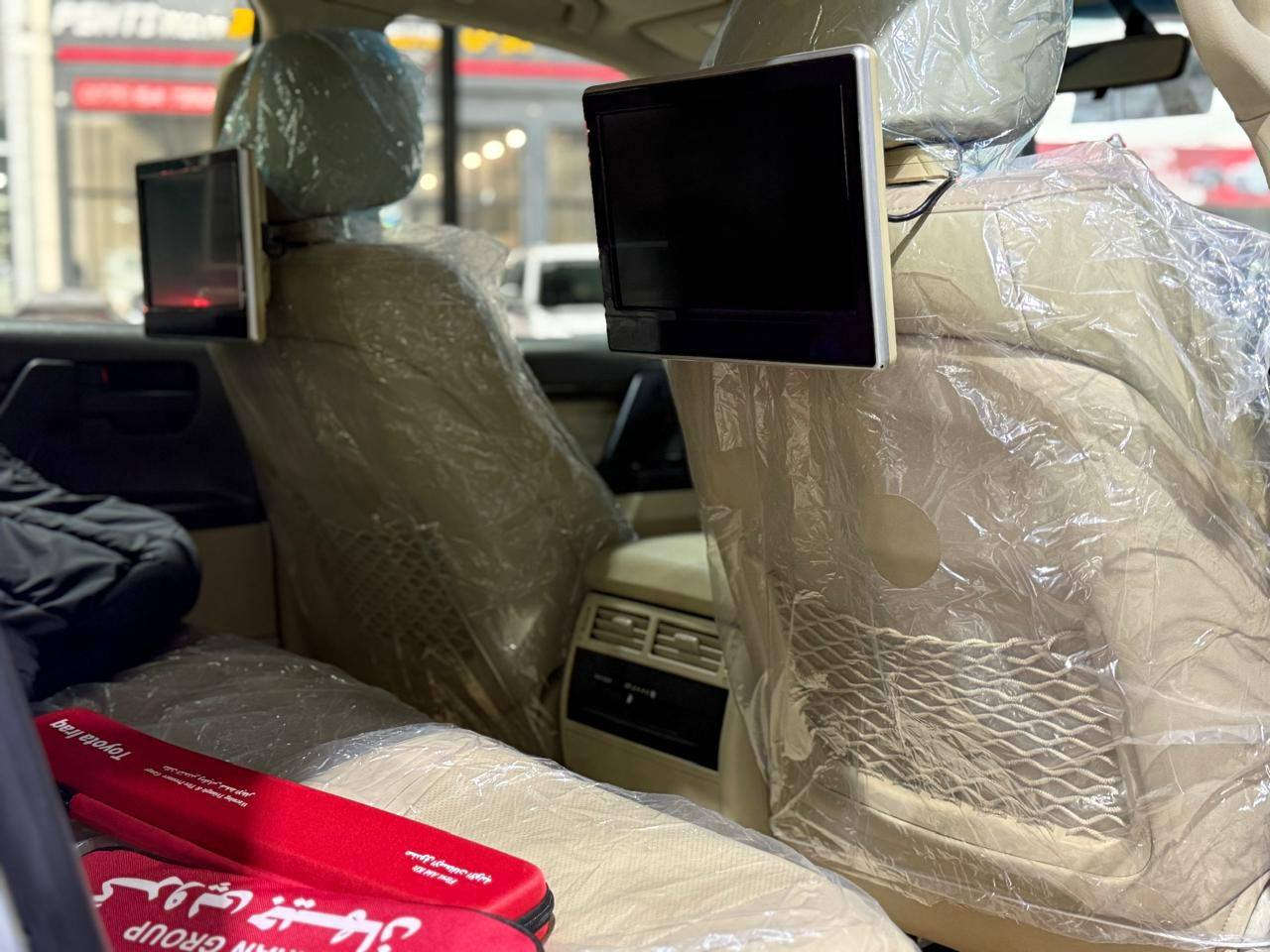 لاند كروزر موديل2019وكاله ساز كران تورين اصلي كوشنات اثنين كهربا صندوك جك شفط  سياره مكفوله بدون صبغ ثلاث شاشات عنوان سليمانيه السعر 485بيها مجال ***********
