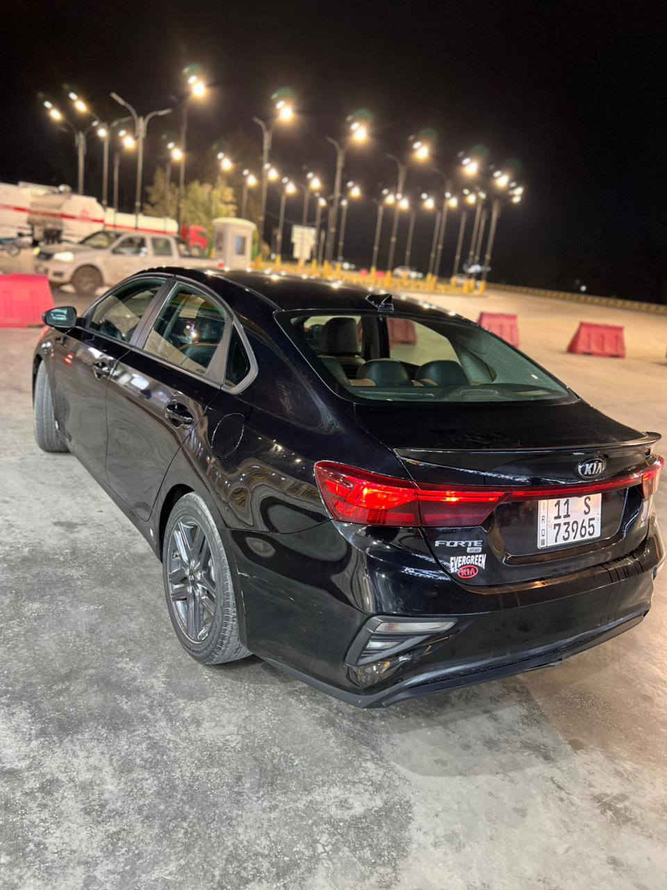 السلام عليكم كيا فورتي 2021
وارد امريكي بس بنيد شاصي لغد مكفول فقط
تحكم استرين 
توقف ذاتي
شاشة جبيرة كاربلي اندرويد اوتو كامرة خلفية دوارة
3وظعيات قيادة نورمل سبورت سمارت
تحديد مسار كروس سرعة
دوشمه جلد يم حسين شماره بلكاظميه

السعر 133بيها مجال قليل
للاستفسار 
***********
