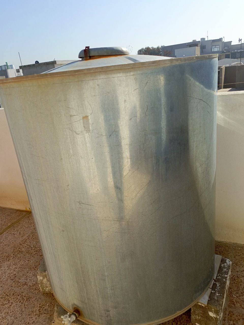 للبيع تانكي ماي مستخدم قليل سعة ١٤٠٠ السعر ٦٠ قفل


**إذا كنت صاحب هذا الإعلان وتريد حذفه لأي سبب، رجاءا أرسل رسالة إلى الدعم الفني**