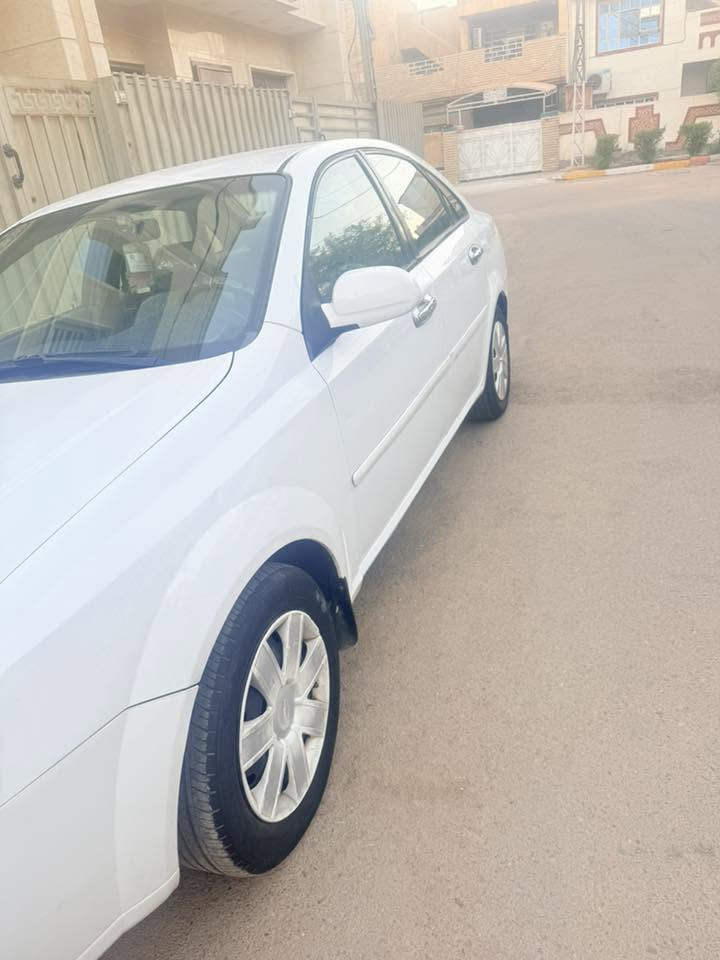 للبيع فقط أوبترا بغداد  خليجي موديل 2014
السيارة نظيفة جدا جدا مال بيت بيها جاملغ امامي مبدل وحار بالجاملغات الخلفية ( جميعها بدون دواخل ) 
مكان السيارة بغداد الدورة والسيارة بيها سونار 
السعر 85 ورقة وبيها مجال بسيط وجماعة السبعينات والبياعة والشراية لا تتصل
للتواصل ‭***********‬
