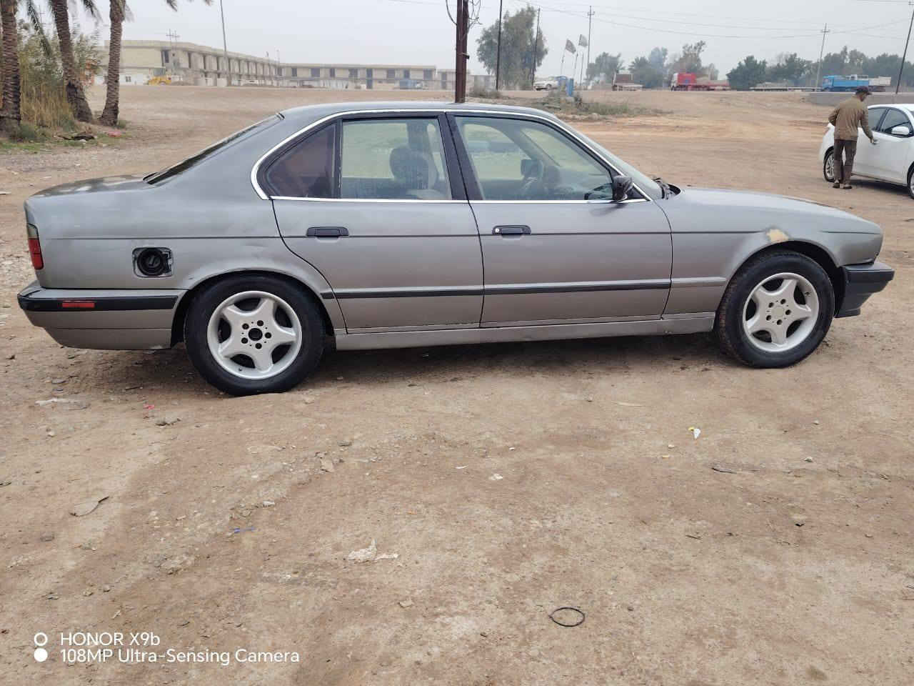 السلام عليكم بي ام موديل 91 للبيع محرك مسكر 25 تبريد ثلج سيارة جاهزة صاحبه يريد تحويل السعر 45 وبيه مجال بسيط ***********.  ***********
