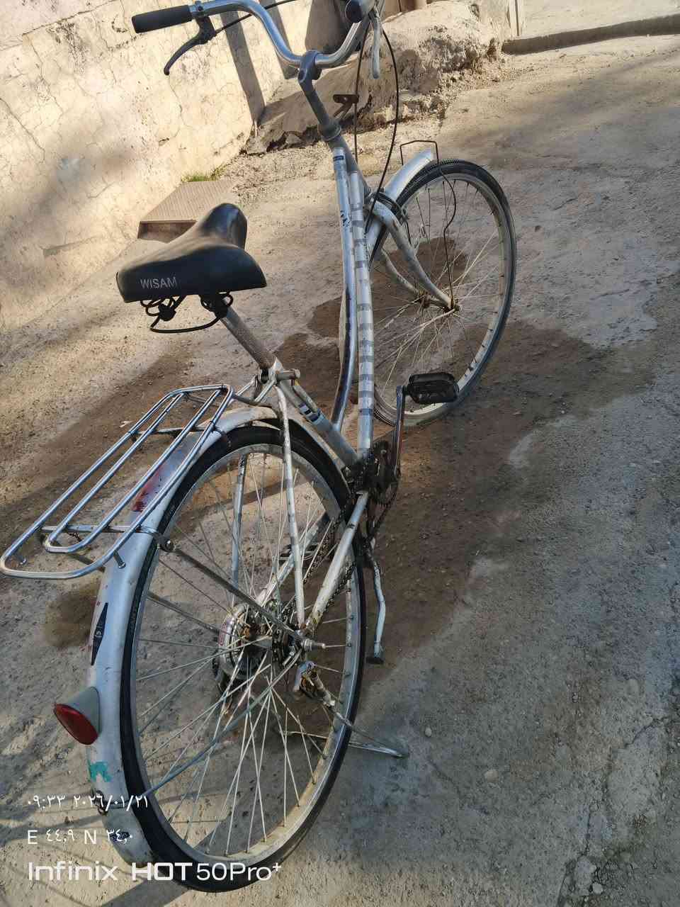 باسكل للبيع حجم 26 نضيف كلش كفاله عامه ماكو شي ناقص من الباسكل كله شغال سعر 50بيه مجال 45قفل مكاني ديالى شهربان للتواصل واتساب *********** اتواصل وتدلل
