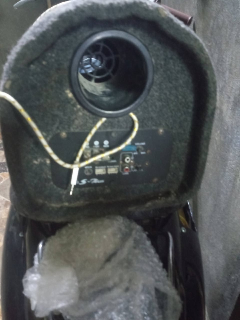 بۆ فرۆشتە ن بیعیب هموی بیلادە هیج دسکاری نە کراوە سعری هرزانە ورا جات


**إذا كنت صاحب هذا الإعلان وتريد حذفه لأي سبب، رجاءا أرسل رسالة إلى الدعم الفني**