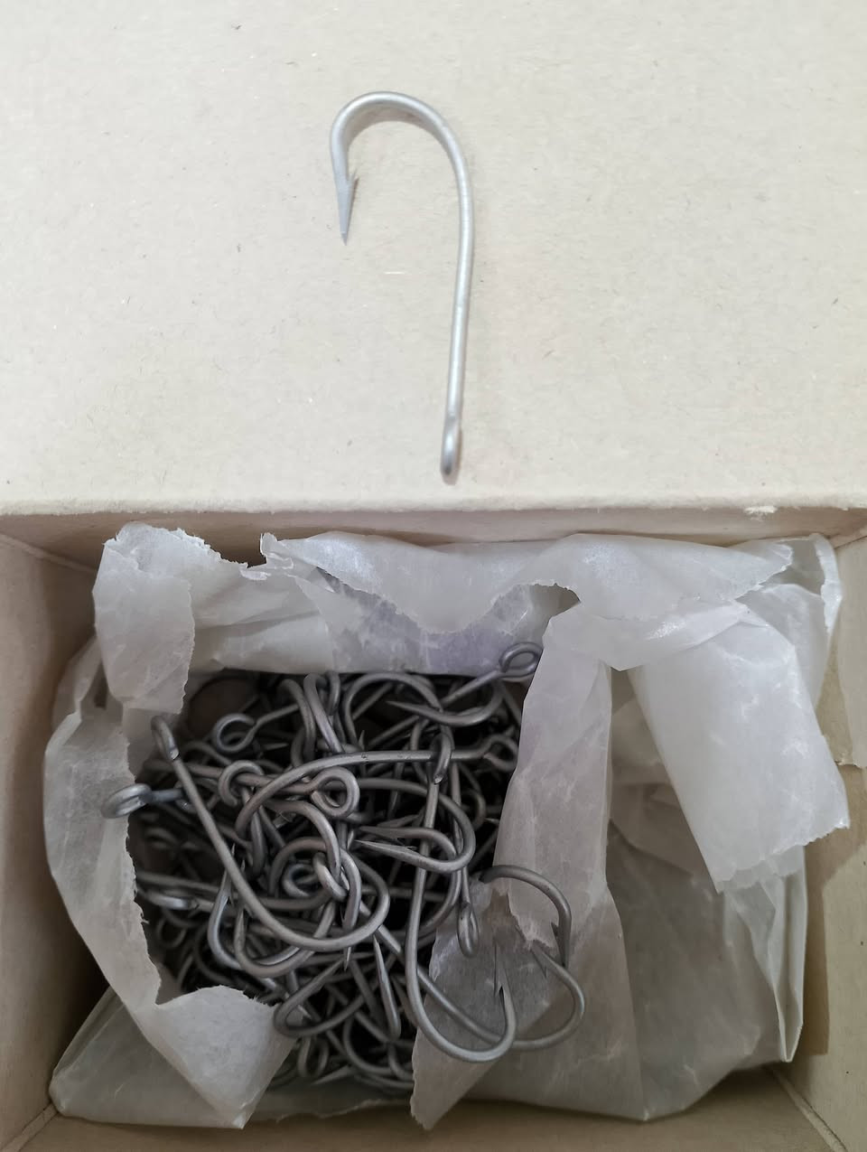 سنارات اصلي نرويجي 
موجود جميع الاحجام 
***********
