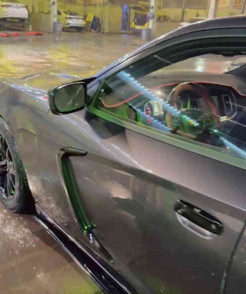 جارجر ٢٠١٦ باسمي رقم بصره حداديه قبل اسبوع تخم تاير سياره جاهزه تحتاج بعض التعديلات الخفيفه
السعر ١٩٠ وبيها مجال للشراي
***********
