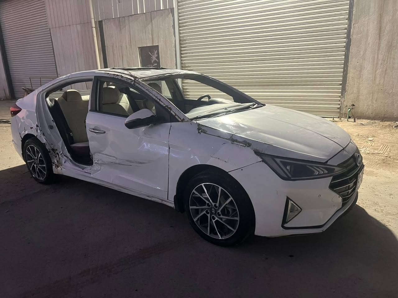 سلام عليكم خوان للبيع النترا 2020 خليجي مكينه 2000 دوش رقم بغداد السياره سابقا مكفوله كفاله عامه تعرضت الحادث ابيع ع حادثه للاتصال ع رقم *********** مكاني البصره
