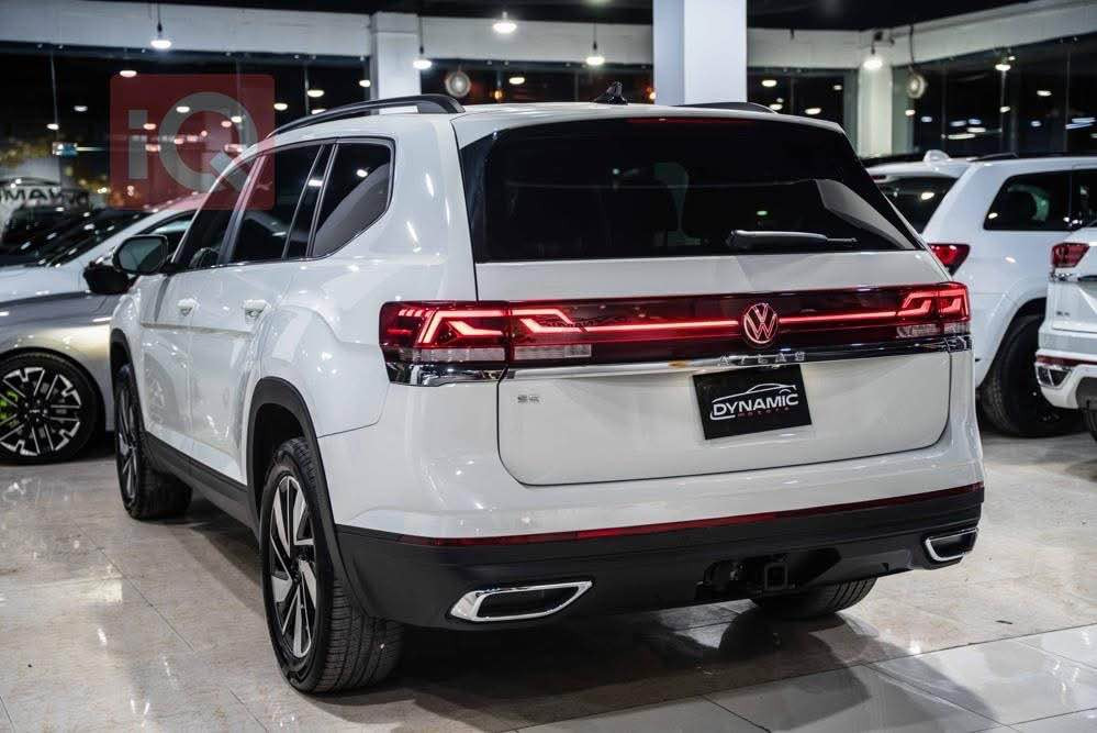 فوكسواگن ئةتلةس موديل ٢٠٢٥ مواسفات se
14 ميل روشتووة
سةيارةيةكي زور جوان و بي كيشةية نقوستاني نية هةموو شتي بة شةرتة
بونيت و جاملغ سبوغة  توزيك تعديلاتي هةية
ايرباك شانةكان تةقيوة 

بةسمة-شعال
جوار دةرگا بةسمة
سندوق شفت-سندوق شاب
رادار 
كوشن جلد و تبريد و هيتةر و كارةبايي
٤ مودي لي خورين
سوكان شفت
لايت ليد
بريك بةسمة
٧ نةفةري
اوتو ستارت و ستوب
زور مواسفاتي ترر

مةكينة ٤ بستووني توربوية
 ژمارة كاتية بة شةرتي رةقةمة
سعري ٢٣٨ وةرقة و مجال
*********** أربيل, العراق
