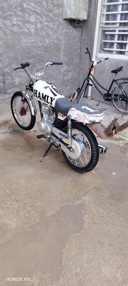 للبيع كلك عنوان حله سعر قفل 525


**إذا كنت صاحب هذا الإعلان وتريد حذفه لأي سبب، رجاءا أرسل رسالة إلى الدعم الفني**