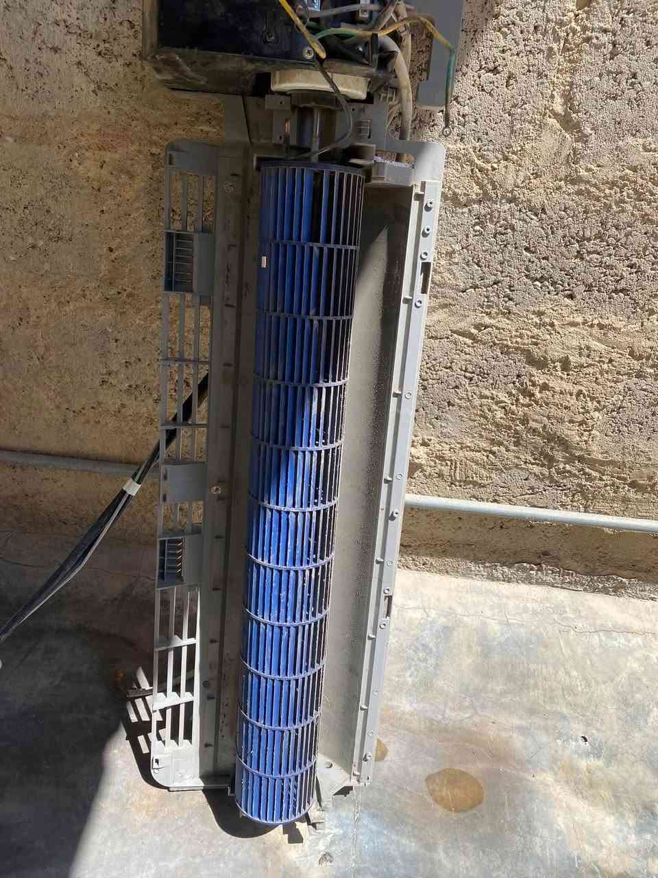 تنصيب نقل وغسل وصيانه كافة اجهزه التبريد ضمان في لعمل وباسعار مناسبة صيانه  كافه اعطال اجهزه التبريد أعطال كهربائيه وميكانيكيه صيانه ليك شحن غاز ٤١٠ وغاز ٢٢  اي استفسار مراسله الصفحه او الاتصال على الرقم *********** يتوفر واتساب

