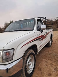 هايلكس GL • ٢٠٠٥ • الضلوعيه