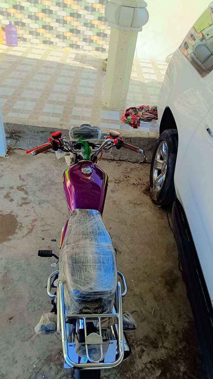 دراجة تايكر للبيع موديل 2024 شركة سونك 
جديده بحالة الزيرو ماطالعه اخوكم طالب جامعي ومحتاج برغي مامفتوح بيها ابد جبتها وهسه احتاجيت واريد أبيعها 
كفالة عامه من كلشي 
السعر 700 وبيها مجال للطيبين 

**ملاحظة تمت إزالة النايلون

بابل السريع الدولي 

***********
