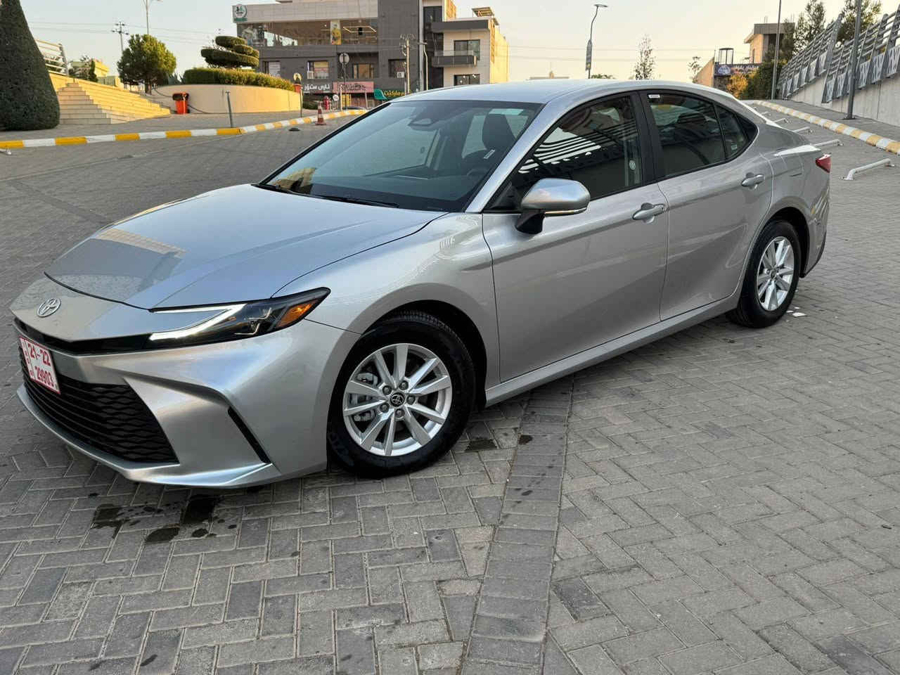 تويوتا  Camery LE 2025 هايبرد
500 الف كمً ماشي 

💎 ســعــر ✅ ::  الــرد تلقائي📮

مواسفات LE كاميرات ، رادار امامي و خلفي يمين و يسار ،مكان فاست جارج مال موبايل موجود،كشن هيتر سياره كلش حلو مابي مسرف ماشي فقد ٥ الف 
2 قطعه صبغ 
كير و محرك و كل شي بشرط
سليماني

سياره وارد امريكي
4T1DAACKXSU594718

رقم صاحب السيارة 
***********
