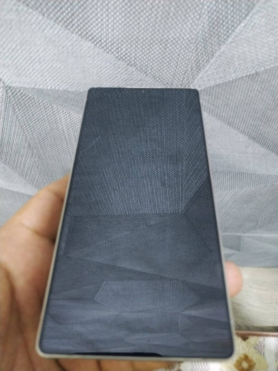 اس 25 الترا جديد ذاكره 512 لون مميز السعر1500 قفل  وياه 3 كفرات هديه مكاني البصره *********** واتساب
