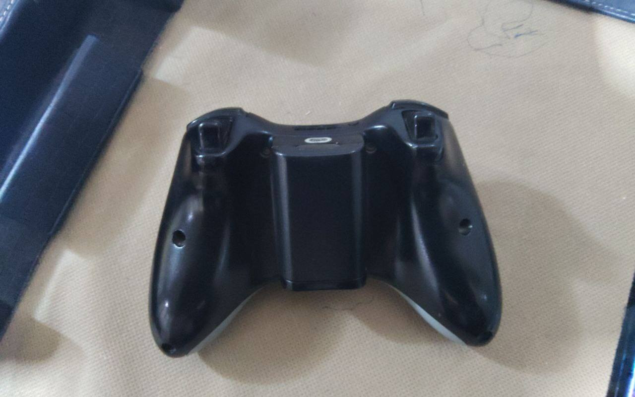 السلام عليكم جوستكين اكس بوكس 360
واحد اللوافه عاطله و تصلح و الثاني بيه جم دكمه طامسه
وياهن بطاريه 

سعرهن ثنينهن 25الف


**إذا كنت صاحب هذا الإعلان وتريد حذفه لأي سبب، رجاءا أرسل رسالة إلى الدعم الفني**