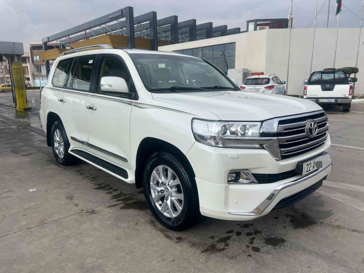 وەنەوشە مۆدێل 2016 فول مواصەفات بێ ناو بێ بۆياخ بێ سارد شوختێكی هەیە 125 ڕۆشتوە سەنەوی تازەیە سعری 485 معامەلە
***********
*********** السليمانية, العراق
