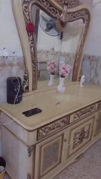 غرفة • للبيع • قابل للنقاش