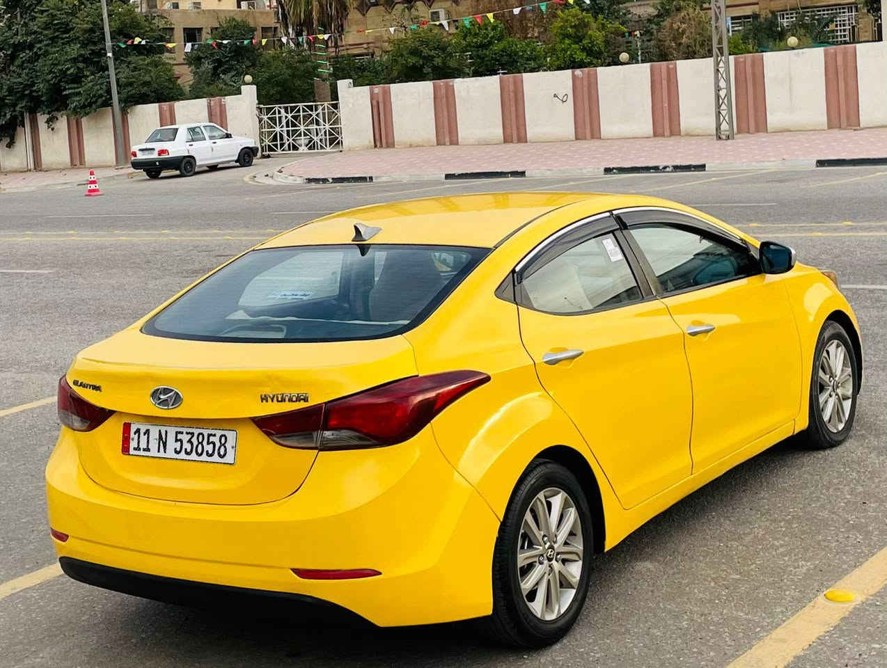 السلام عليكم النترا مديل 2015 وارد امريكي حادثه  قبق الصندوق خلفي بدون دخل فقط والباقي مكفول كفاله عامه كله ليبل وحد موصفات تحكم شاشه كامره مكينه 1800 دوش سنويه لغاية 28مصفره هيه وغرامات السياره جديده حيل وجاهزه واي نقص مابيه كير مكينه مكفولات حداديه تخم تاير تبريد ثلج السعر  (  110  ) لاستفسار اكثر لاتصال على الرقم (***********) مكان السيارة كربلاء مكلف بل نشر
