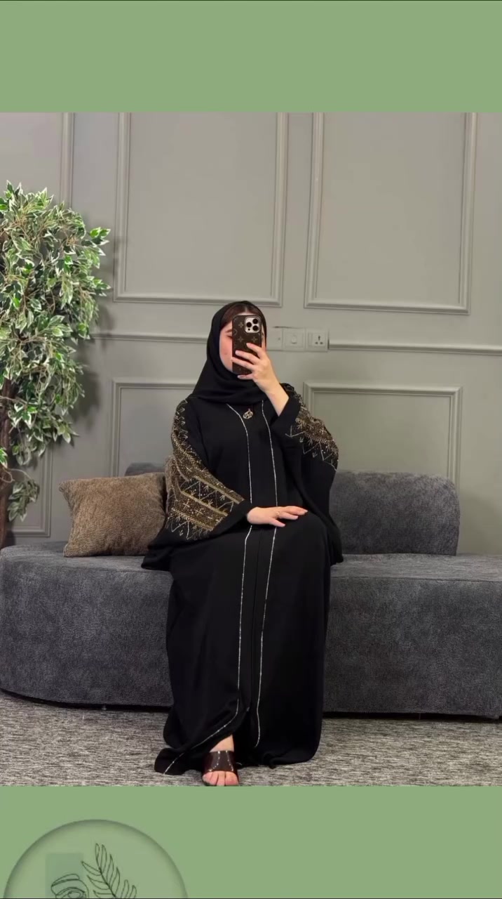 ✨ فخامة ما تشبه أحد ✨

عباية رگلان آماراتية بسواد فاحم 🖤🖤 بهالتطريز والستراس الذهبي الملكي والقماش الگريب الفاخر تخلي حضورچ طاغي من أول خطوة 👑
ناعمة بالقماش ، مرتبة بتفاصيلها😍

القياسات / فري سايز تلبس من وزن 50 الى 100 كيلو قالب خفاش ✔️
#عبايه_فخمه #عبايات_سوداء #رمضان_كريم #تفاعلاتكم_حبايب_لايكات_اكسبلورتفاعلاتكم


**إذا كنت صاحب هذا الإعلان وتريد حذفه لأي سبب، رجاءا أرسل رسالة إلى الدعم الفني**