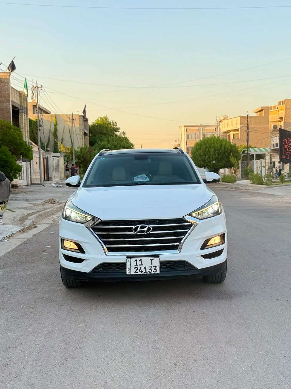 السلام عليكم توسان2019خليجي شركة الكاصد كوري اصلي ماشيه100الف مكينه كير مكفولات تخم تاير تبريد جديد ثلج صدر الامامي وخلفي جديد مبيه اي نقص رقم بغداد باسمي هزه وسنويه وارقام كله جديد مواصفات مكينه2000دوش مكفوله بانورامه قطعتين تبريد لد الامامي وخلفي حساس خلفي والامامي لايت5عدسات زنون بلادي مري شفط الاشاير بالمري يدات نيكل5ويلكب لايت دوار معا الستيرن تحكم استيرن جهتين شاشه كبيره كامره خلفي ثلاجه بجكمجه صاج ملكي بلادي مكان سياره بغداد المشتل رايد180ورقه بيه صبغ ربع بنيد فقط وباقي سياره مكفول من صبغ وتبديل***********
