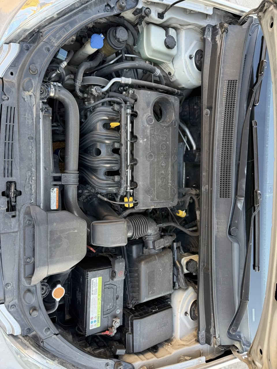 السلام عليكم كيا كارنز 2012شركة العامة السيارة جديدة بيها جاملغ الخلفي لأيسر فقط السيارة جاهزة من كلشي 7راكب قطعتين تبريد فتحة  زنون مكينة كير جدد تخم تاير صدر امامي خلفي  جديد بسمي رقم جديد السعر 123 بيها مجال  مكان بغداد لاستفسار ***********
