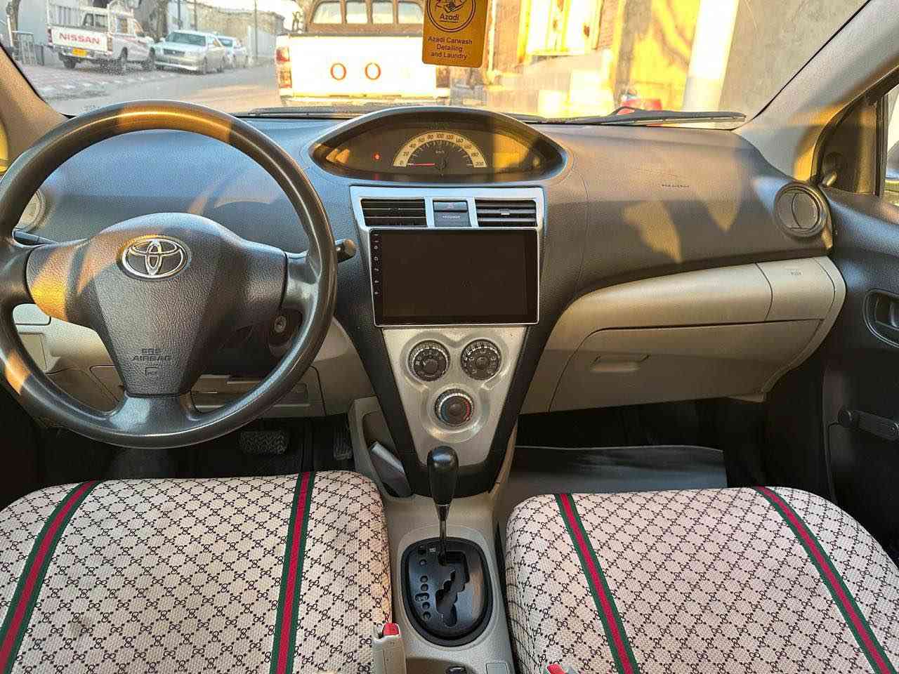 یارس ٢٠٠٨ نەوتی ، سەنەوی بەسەرچوە هەزەی نوێیە،
بەس بۆنیتی بۆیاخە توندو تۆڵە و مەسرەفی نیە ، نرخی ٧٨ گەڵا و معامەلە، سۆنەریم داناوە
*********** السليمانية, العراق
