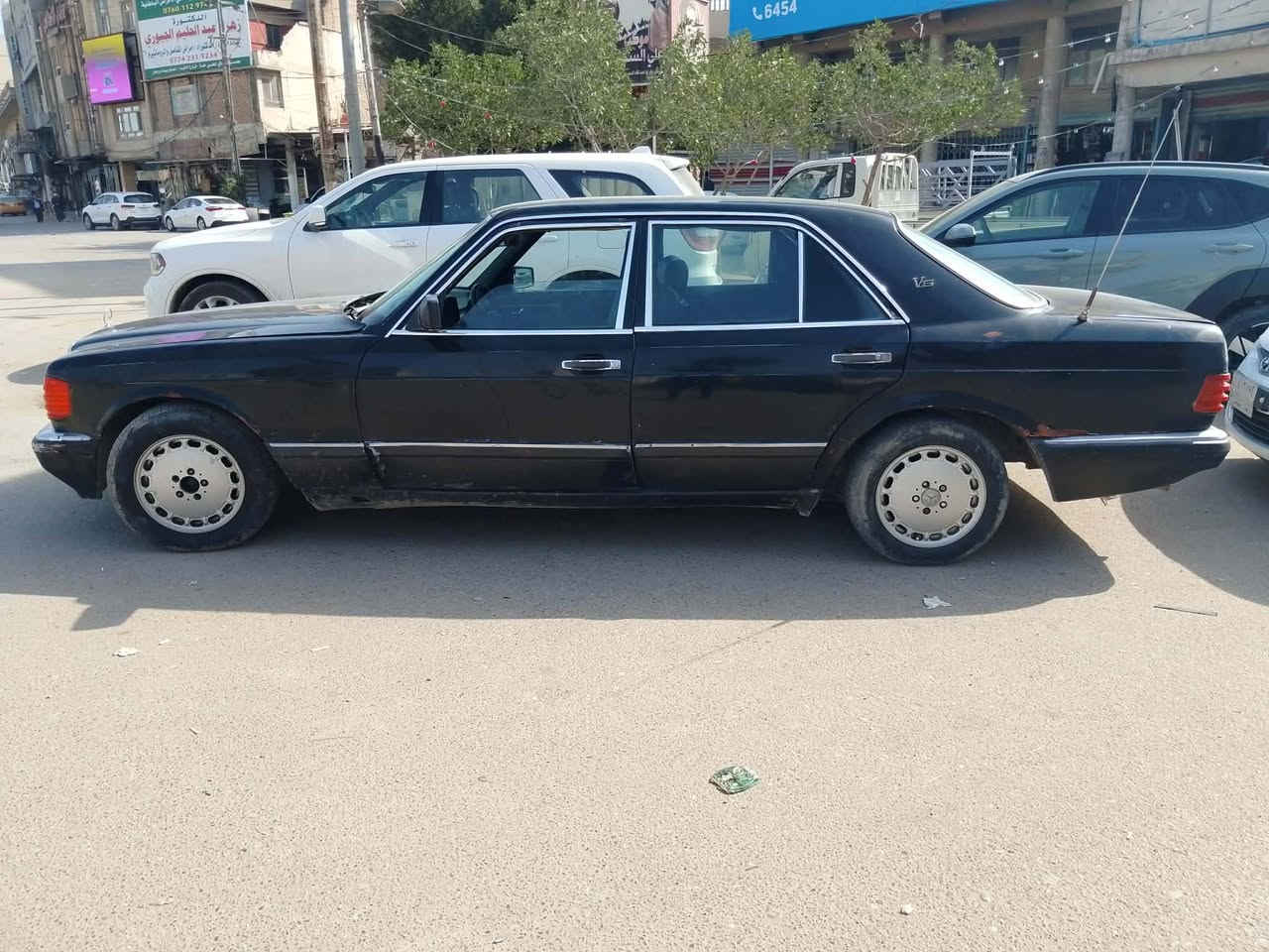 سلام عليكم مارسدس رئاسي للبيع او مراوس سعر مناسب تفاصيل اكثر خاص او تصال ***********
