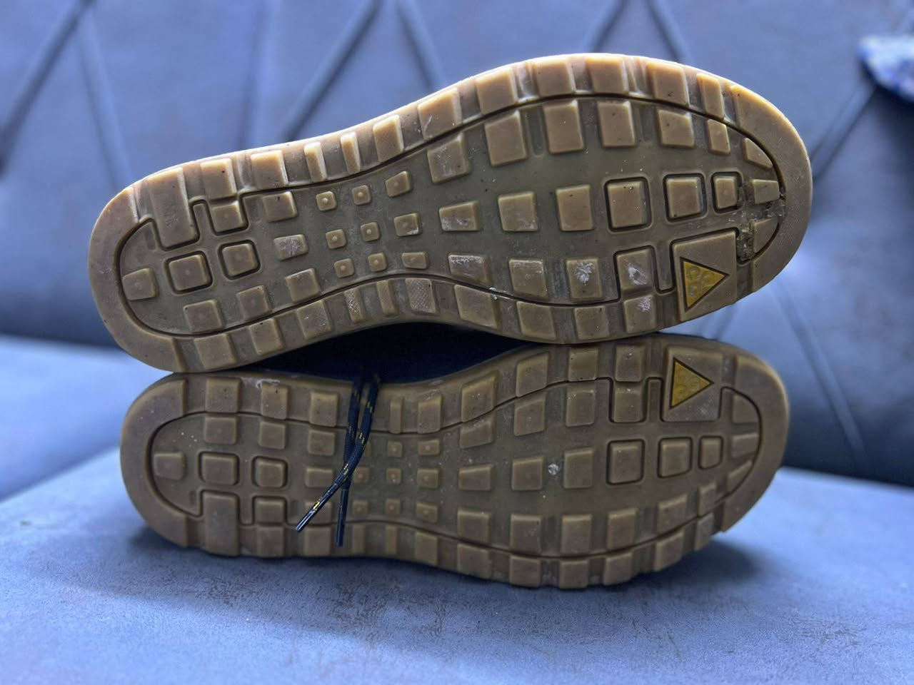 حذاء نايك قياس والصور واضحه بغداد مدينة الصدر توصيل ماعندي ***********
