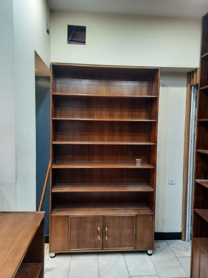 فاتزیتات صيدلية للبيع

غير مستخدم /  خشب صاج درجة اولى 

المكان بغداد /حي القادسية 

للتفاصيل اكثر يرجى المراسلة على الرقم ***********
