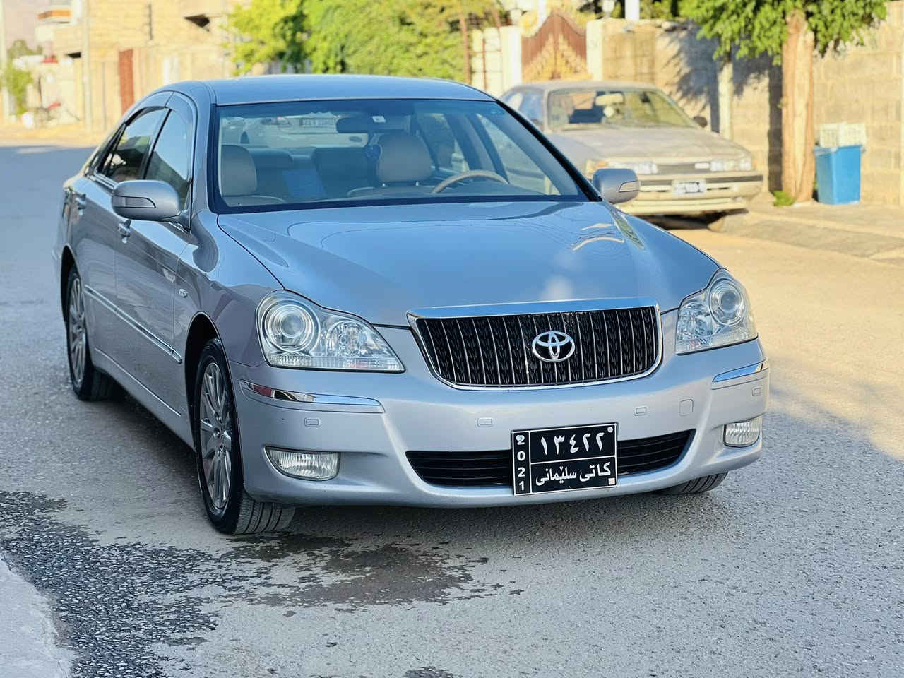 ماجێستا2007ساق.
بێ بۆیاخ 
بەحری ناوزەرد .
پێنج دووگمە 
جڵد هیتەر .
دەعامێکانیشی بۆیاخ نییە .
چاڵو چۆڵی وردەشی نییە.
ABSبیلادییە 
چووپی دەستکاری نەکراوە بیلادییە .
مشتەریت تەلەفون بکە .
***********
***********سەیسایەق
