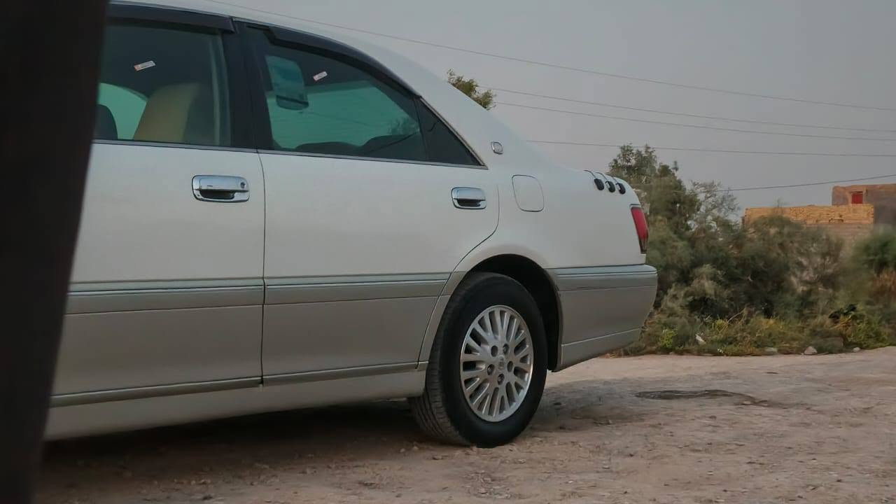 يالله
ملكه جنون كرستال 
كفاله عامه كص ونقل وعيب شرعي ما عدا طخه بالجاملغ الامامي الايسر 
موديل ٢٠٠٣
رقم بصره سنويه باسمي 
مكينه ديفور الزغيره
تبريد ثلج سبلت دوار
حداده فول
تخم تاير جديد معا سبير جديد
كهربائيات واحد عله واحد ولا جطل
السعر ١٣٥ وبيه مجال بسيط 
ناصريه قلعه سكر 
امانه الله السياره احله من الصور 
***********
***********
اتصال + واتساب
