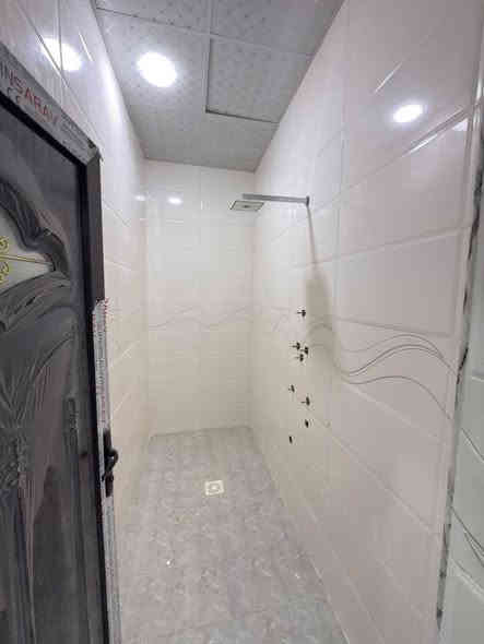 #دار #للبيع في #الديوانية  يباع مبـــادرة في حي الزهراء 
بناء حديث غير مسكون 
ــــــــــــــــــــــــــــــــــــــــ
المساحة 100 م
الواجهة 5 
السعر 120
ــــــــــــــــــــــــــــــــــــــــ
طابقين مسلح 
ــــــــــــــــــــــــــــــــــــــــ
2غرف نوم /2صالات/استقبال/مطبخ/2مجمع صحي///
ــــــــــــــــــــــــــــــــــــــــ

للأستفســار عن الاسعار والعروض المتوفره افتح الرابط التالي
‏https://wa.me/c/9647809584788
أو مراجعـــــة 
مكتب القسيم للعقار 
(عنــوان المكتـــــب)
ام الخيــل شارع السايدين الرئيسـي
مقابل مجمع الفنجان للأراگيل
قرب مجمع الحسناوي
 او الاتصـــــــال
 على الارقام التاليه
 *********** 📞
 *********** 📞
