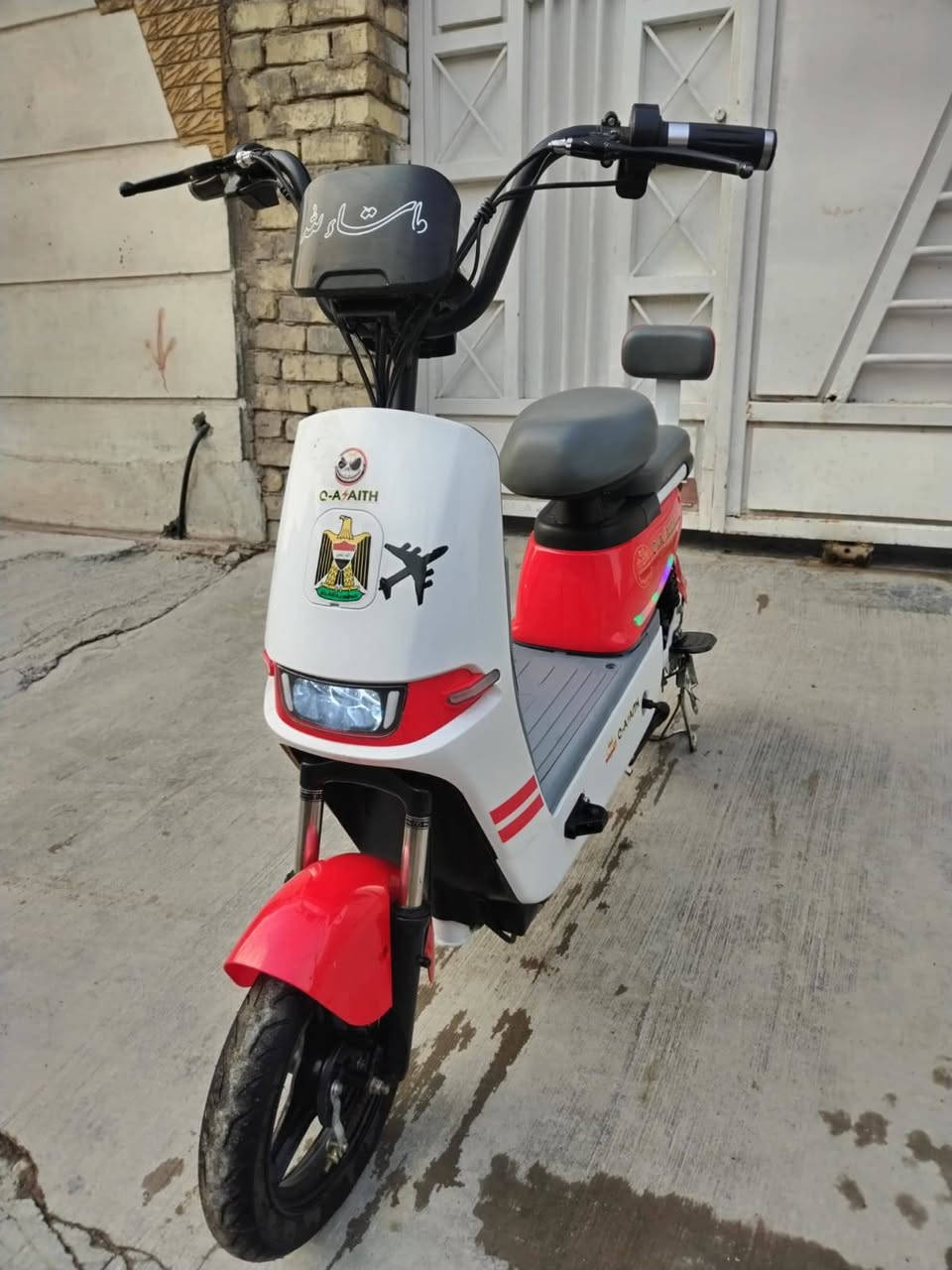 السلام عليكم دراجه شحن حجم 14 نضفه استخدام قليل
كامله كل نقص مابيه شاحنه اصليه بصمع وسويج 
السعر 250وبيه مجال 
بغداد 
***********
