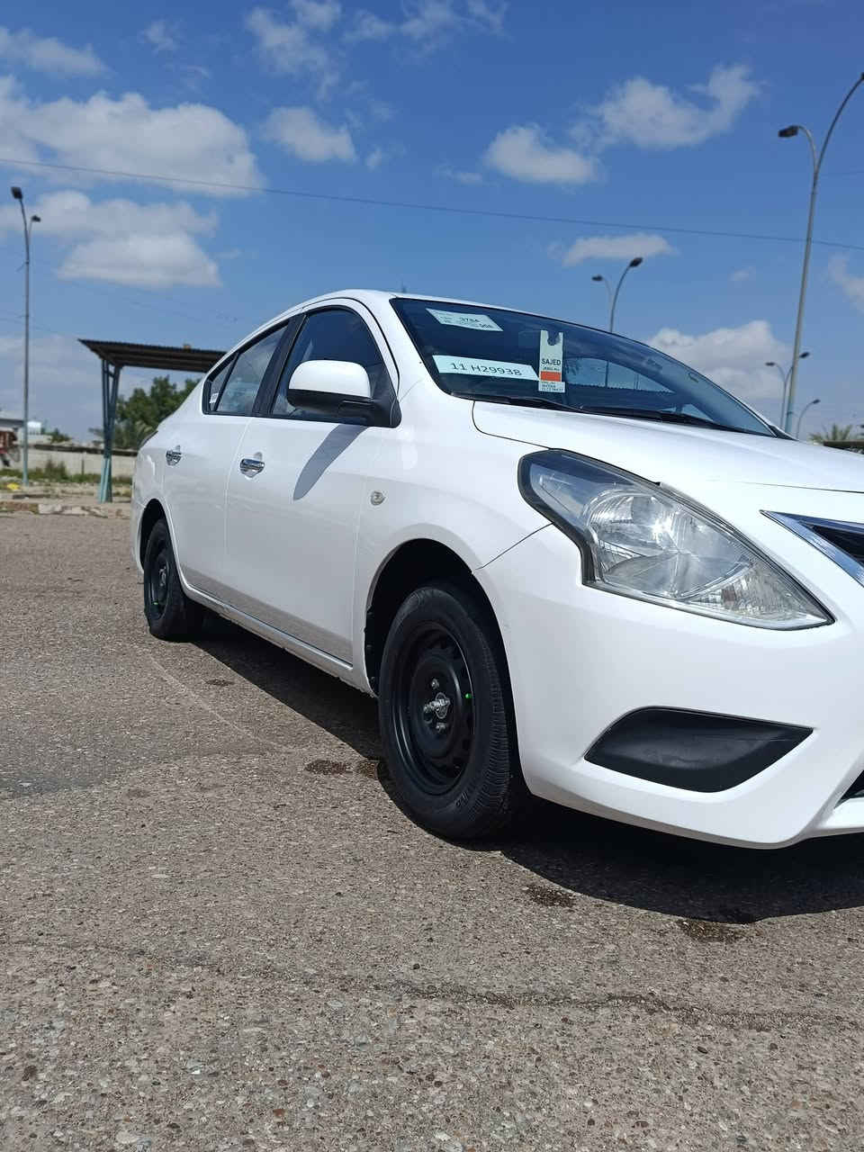 السلام عليكم
سني هندي 2020 بلتيه الزركه كفالة عامه بس بارد شي قليل بل بنيد
ماشية 82 الف كيلو من شركه عندي 
تحكمات ستيرن شاشة كامرة 
رقم بغداد نكليزي تحويل جديد
السيارة جداََ نضيفة
السعر ب 105و بيها مجال
استفسار ***********
*********** 
مكان السيارة بغداد حي الجهاد 
السياره باسمي
