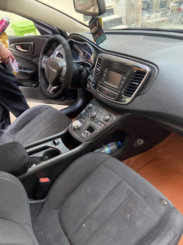 السلام عليكم للبيع سي 200 موديل٢٠١٦ بصمه محرك ٦سلندر سياره جديد وناعمه جاهزه تخم تاير جدير رقم اربيل جديد هزه جديد السعر١٠٠للاستفسار الاتصال على الرقم ***********
