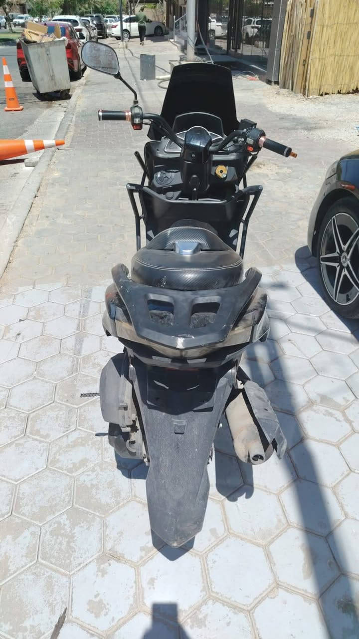 شبح صيني مفولة
محرك بلادي عالفحص 
سلف وهندر 
ضمان شهر عالمحرك 
السعر 850 وبي مجال للمعتمد 
التواصل على هذا الرقم 
***********
