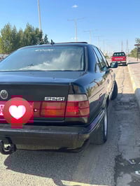 بي ام دبليو 1993 مصبوغه عام للجماليه بدون ضربه بدون معجون محرك 525 مسك...