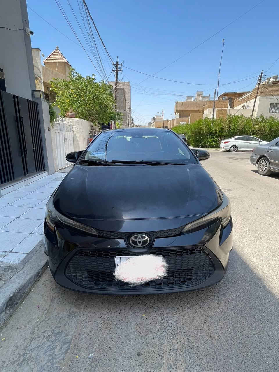 سلام عليكم

كورلا وارد امريكي LE موديل 2020 لون اسود
حادث جاملغ وشويه من البنيد 
بدون ايرباك
ماشية 82 
مكان السيارة بغداد
السعر المطلوب 137
الاستفسار ***********
