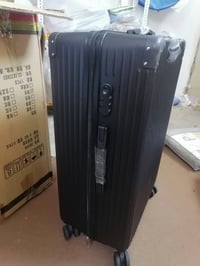 حقيبة كبيرة • مع قفل • توصيل مجاني