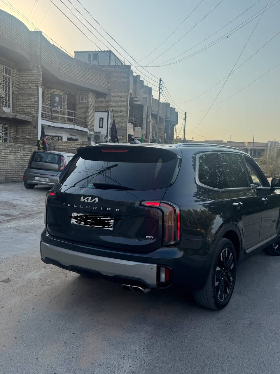 كيا تلورايد 2023 xin-sx
ماشية 48000mil
محرك 3.8 4x
موصفاتهة 
1-رادرات امامي+خلفي+جانبي
2-تحديد مسار 
3-كامرات 360
4-صندوق كهرباء
5-لدات داخلية ابواب + دشبول 
6-تدفئة + تبريد كشنات 
7-كشنات كهرباء 
8-مساج كشنات
9-لايت زنون 
10-ويل 20
11-سستم سماعات هارمن كاردن 
12-دبل فتحتة سقف
13كشنات منفصل vip
14-دخول ذكي 
15-تحذير قيادة عند الخروج عن المسار
16-كشنات خزن ميموري
17-تبريد مركزي + تحكم مناخي منفصل 
18-بردات ابواب 
19-مراية وسطية تحكم تضليل
وبعد هواي موصفات 
سعر285 وبيهة مجال بسيط

رقمي ***********
