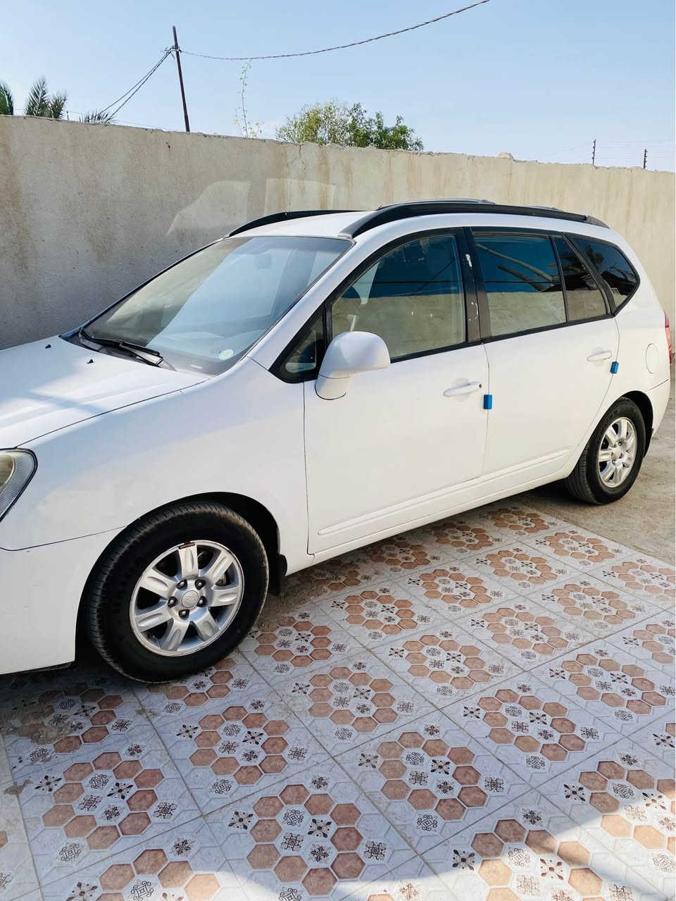 كيا كرنز 2009 رقم بصره دولي باسمي  سياره وارد سعودي  مكينه دوش 2000 كفاله من الضربه وتبديل  سعر 83 رقم *********** البصرة, العراق
