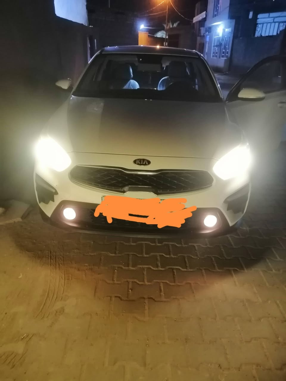 للبيع كيا سيراتو ٢٠٢١ رقم انكليزي مثنى بسمي المواصفات كفاله عامه من الفتح والتبدبل والصبغ تبريد قطعتين مكينة ١٦٠٠فتحه سقف حساس خلفي ونظام قيادة ثلاثه وضعيات مري شفط نيكل ستيل ويل كب خمسه ماشيه ١١٥ وقابله للزيادة السعر١٥٥وبيه مجال السماوة الرميثة موبايل ***********
