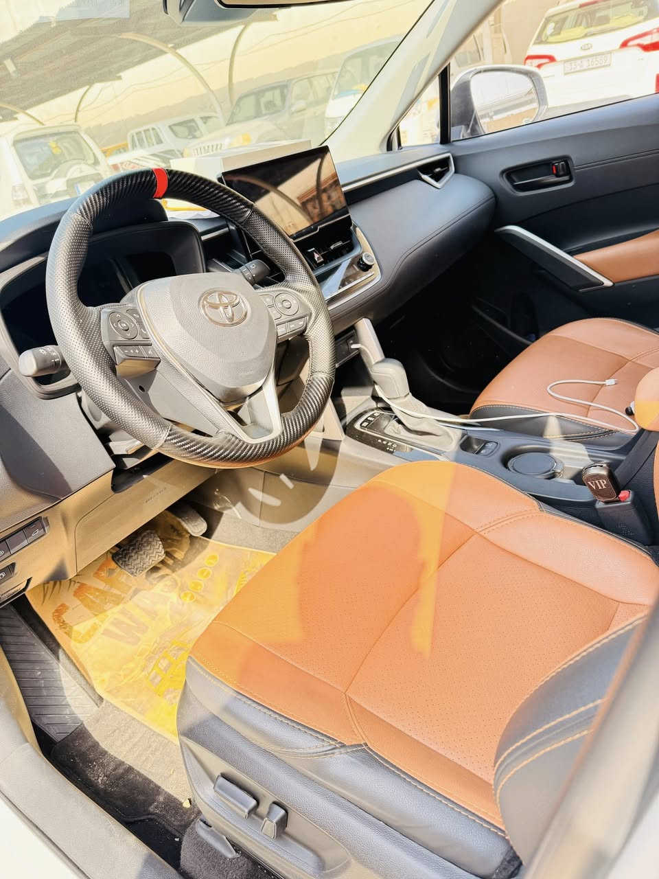 فرونت لاندر 2024 HEV كفالة عامة 
 رادار ،كشنات جلد ،سلايد روف  كرسي سائق كهرباء ، صندوق كهرباء ,محرك 2000  
ماشيه 30 الف كيلو , هايبرد شحن ذاتي كل المواصفات اصلية بدون  عمل
بصمة ، دخول ذكي   
هاندر بريك بصمة ، اوتو هولد ، ٣ وضعيات قيادة ، تحديد مسار ، اوتو بريك ، مثبت سرعة 
 حساس اطارات  ، كامره خلفية ، تحكم سترين 
 رقم بغداد
26 مليون   
عنوان بغداد الدوره
***********
