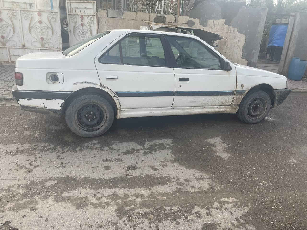 ٢٠٠٩ بيها جاملغ مبدل اثر اخياس رقم نجف وعليها يدور تحويل بكان سيارة بغداد بسماية
كير ومكينة مكفولات سعر مناسب ١٨ وبيها مجال رقم ***********
